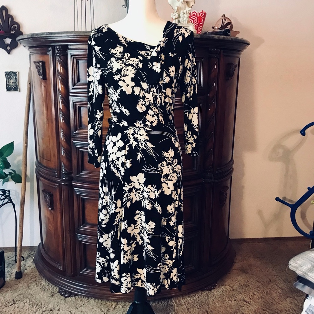 Dress Two Pieces By Jaclyn Smith
